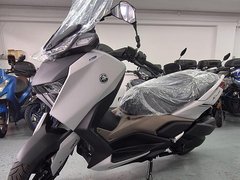 Brand New Yamaha Xmax 300 for sale