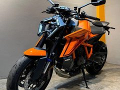 KTM 1390 Super Duke R Evo