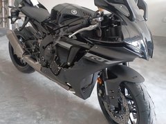 Brand New Yamaha YZF-R1 for sale