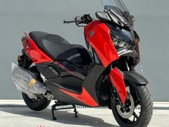 Yamaha Xmax 300