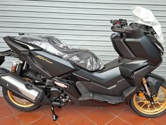Honda Adv 350