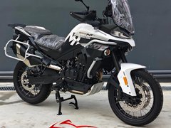CFMoto 800MT ES