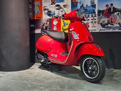 Vespa GTS 150