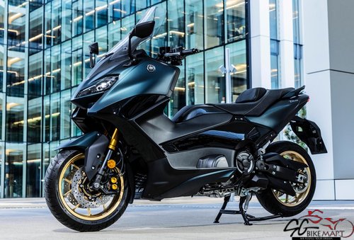 Experience the Future of Scooter Riding with the 2023 Yamaha TMAX 560 ...