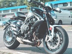 MV Agusta Dragster 800 RR