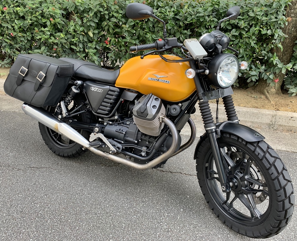 moto guzzi v7 iii panniers