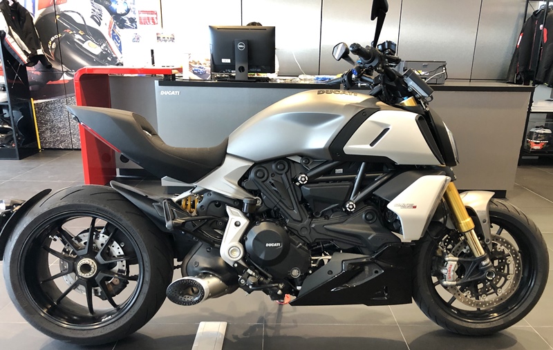 ducati diavel second hand