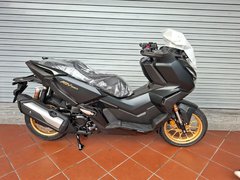 Honda Adv 350