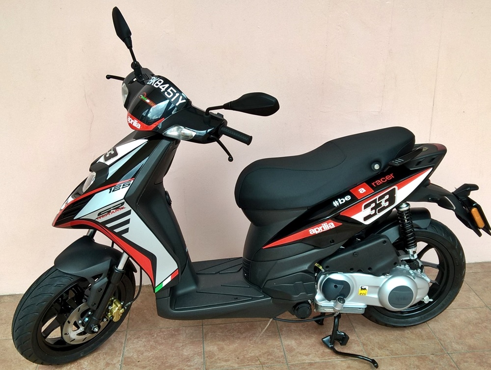 aprilia sr 125 showroom near me