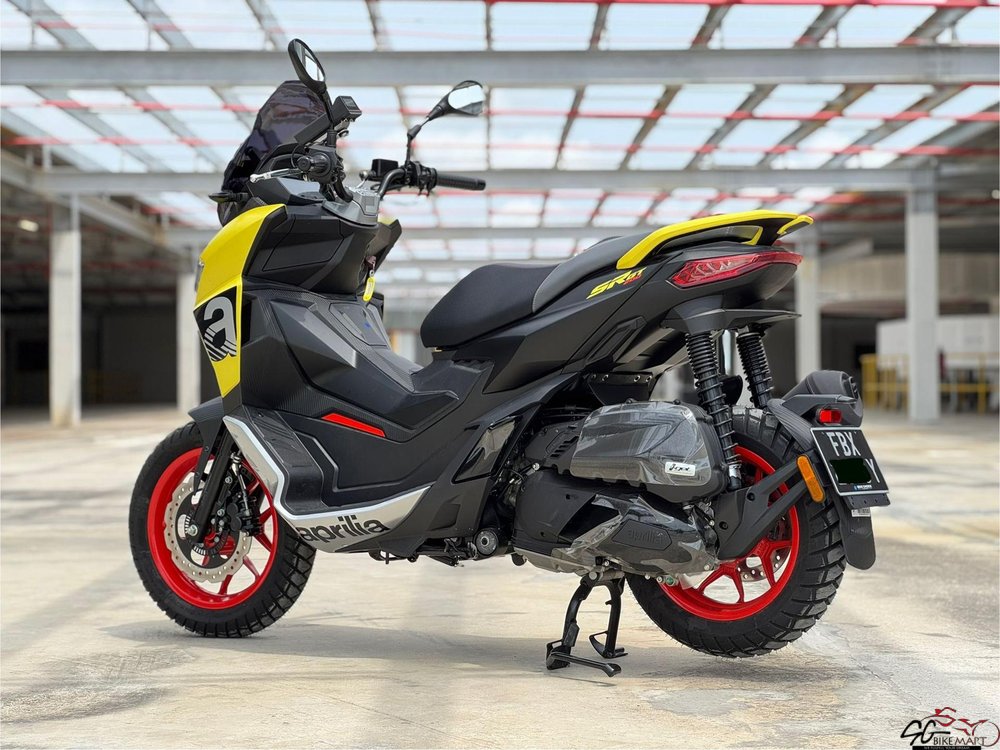 Aprilia SR GT 200
