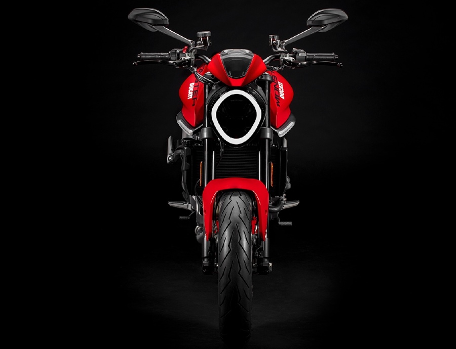 The handsome new 2021 Ducati Monster debuts to muscle the