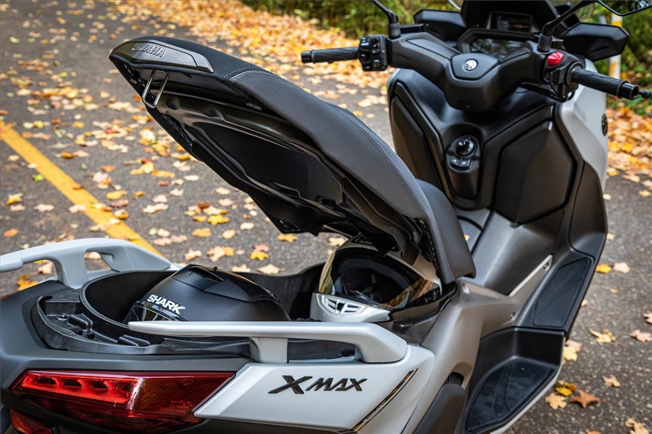 2023 Yamaha XMAX 300: The Ultimate Sport Scooter - SGBikemart